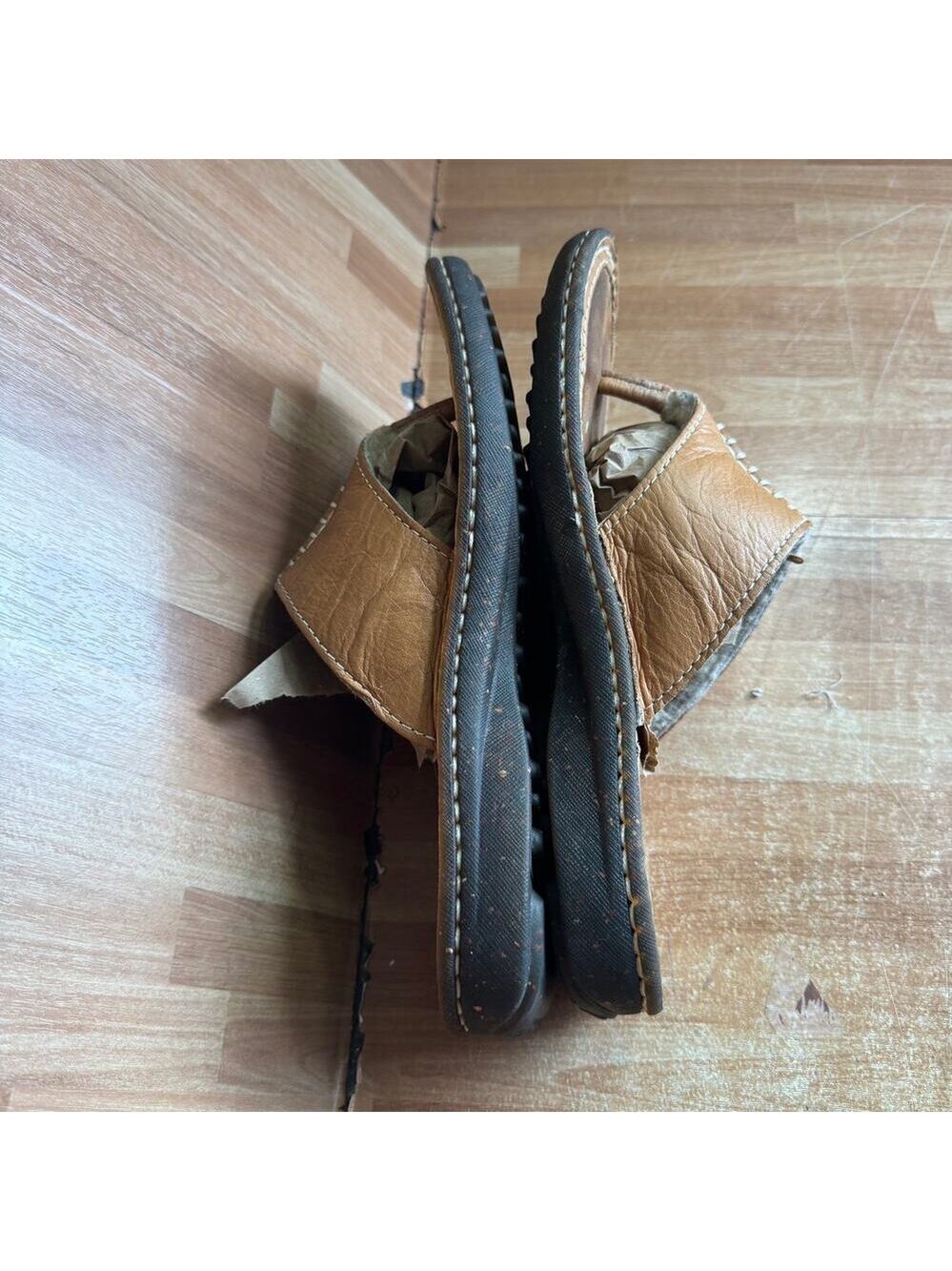UGG Australia Layback Thong Sandals. Size 6 - Picture 8 of 9